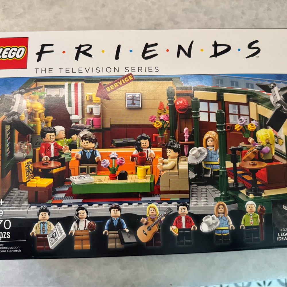 LEGO Friends TV Series Central Perk